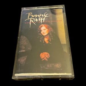 Bonnie Raitt cassette